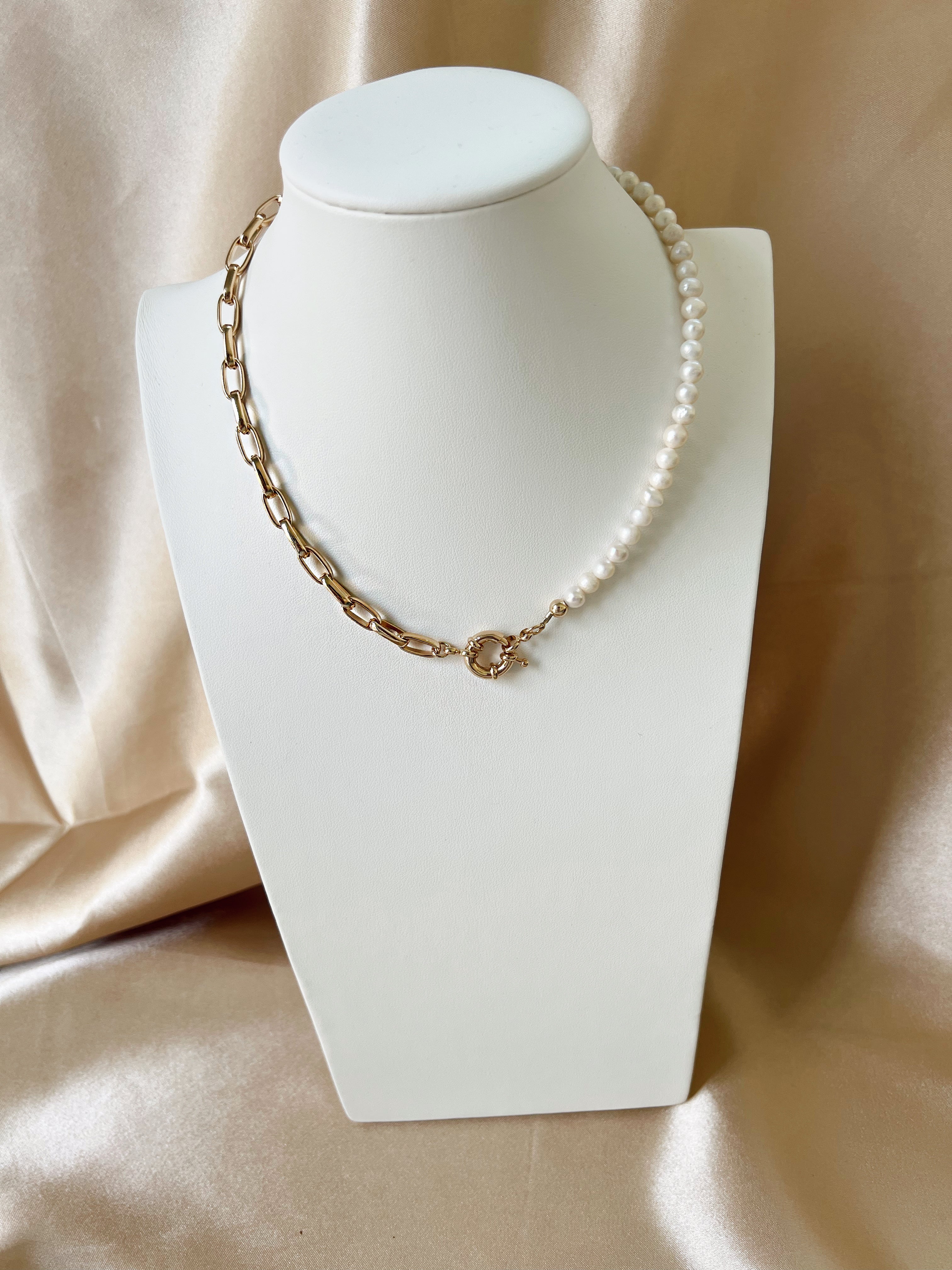 Mavi Pearl Necklace